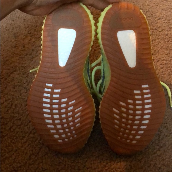 Too small - Picture 4 of 8